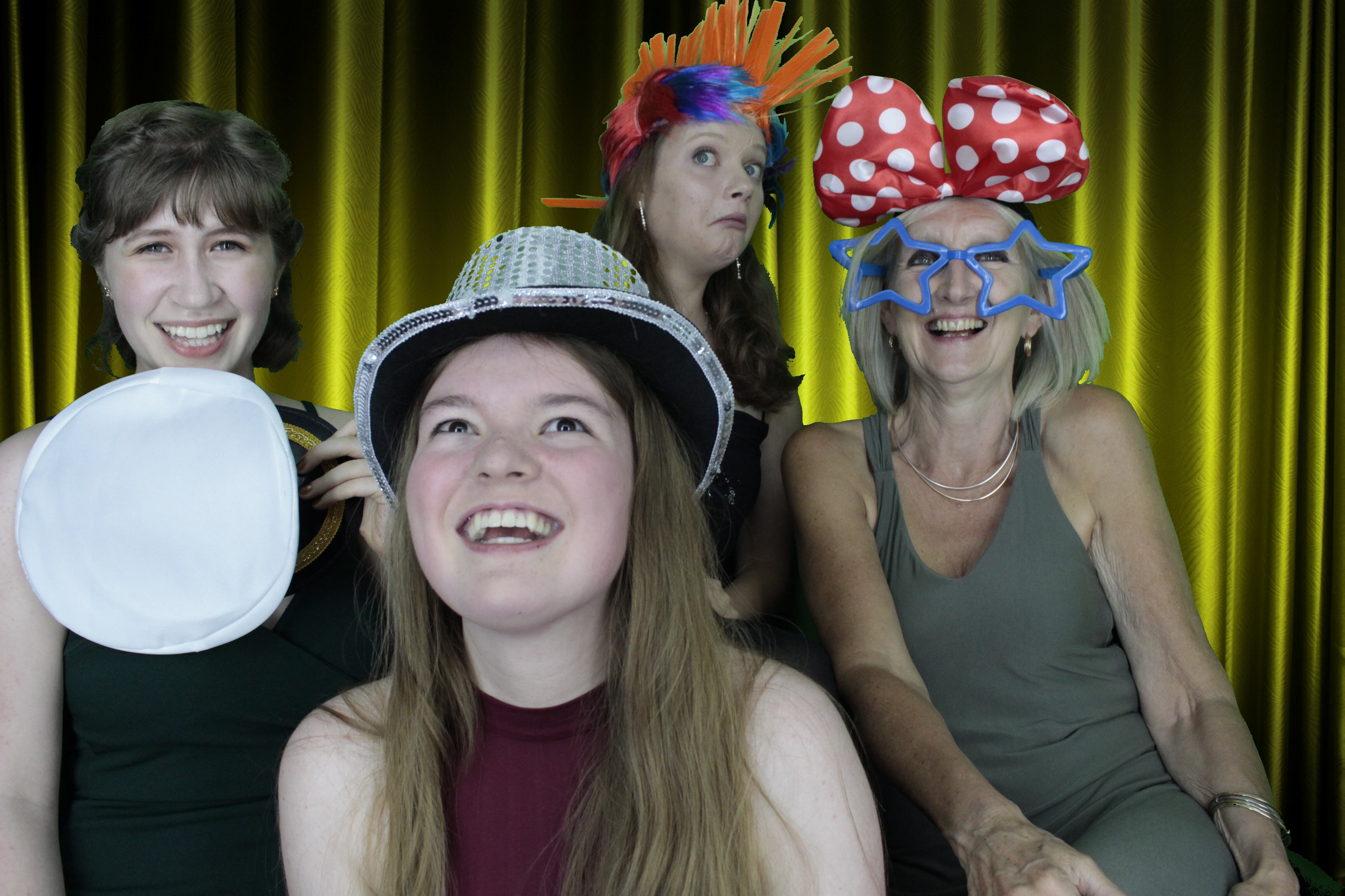 St Gabriel's Leavers 2019 | View more photos from the event at gallery.myphotoboothexperience.co.uk/u/MyPhotoBoothExperienceLtd/St-Gabriels-Leavers-2019